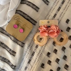 2 pair of pink earrings